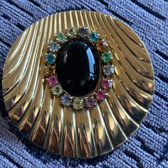 Vtg scalloped gold rainbow rhinestone black pin - Picture 2 of 7